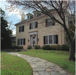 Morehead Manor Bed and Breakfast